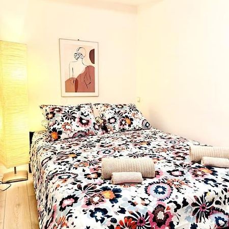 L2 City Centre Loft With Ac Budapest Esterno foto