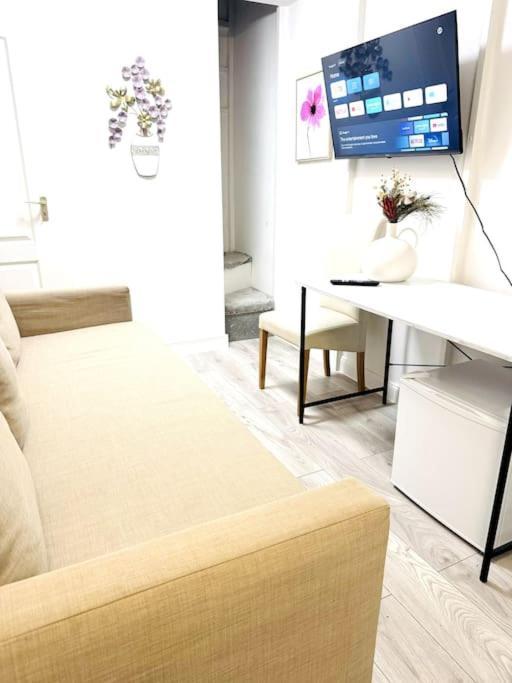 L2 City Centre Loft With Ac Budapest Esterno foto